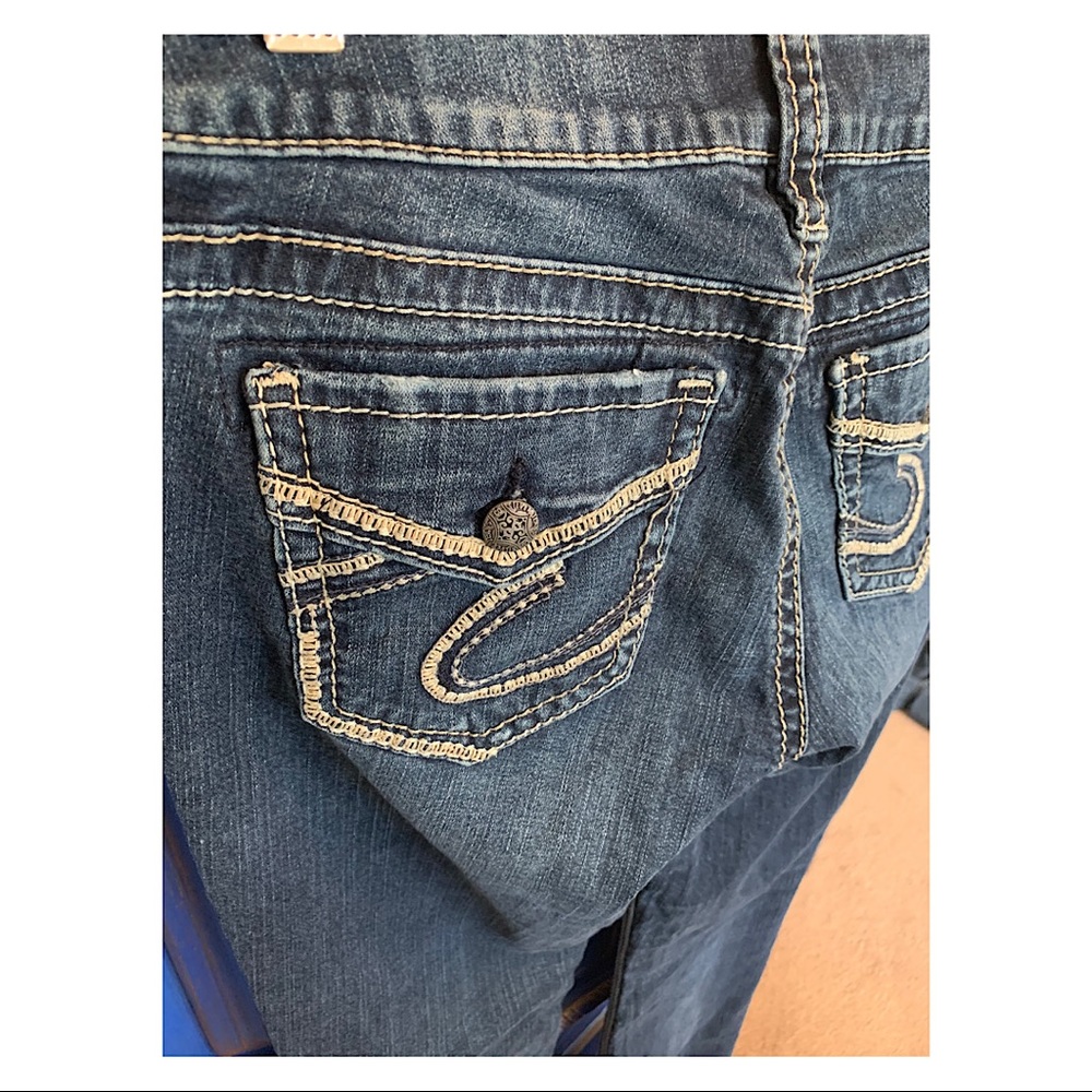 Silver Suki Mid Boot Fluid Denim 28W 33 Inseam - Picture 3 of 3